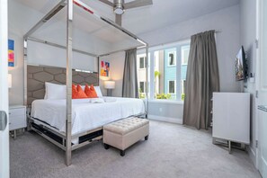 3 habitaciones, tabla de planchar con plancha, cuna de viaje y wifi 