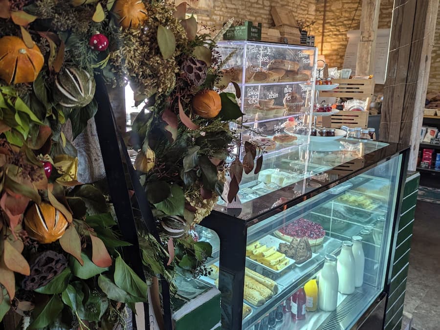 Daily local cuisine breakfast (GBP 10 per person)