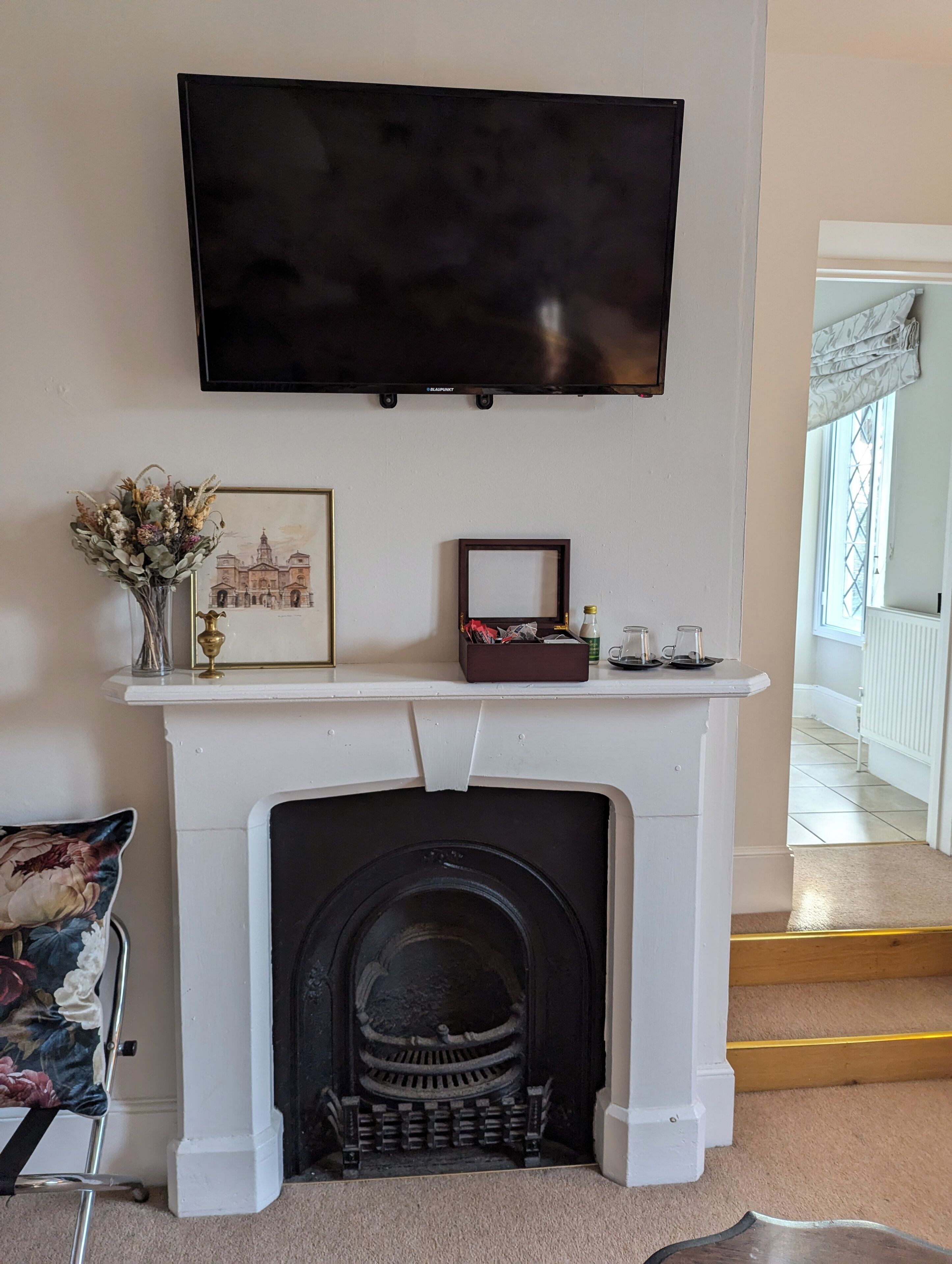 Kamar Double Mewah | Didekorasi berbeda-beda dan dilengkapi dengan perabotan berbeda-beda