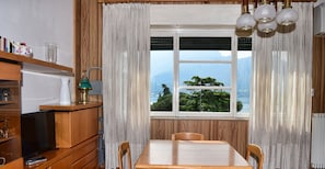 Departamento, vista al lago | Vista desde la habitación