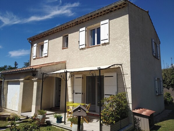 Exterior - Maison Provençale de 4 Chambres au Calme (Digne-les-Bains)