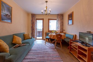 Apartament | 3 dormitoris i Internet 