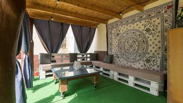 2 bedrooms