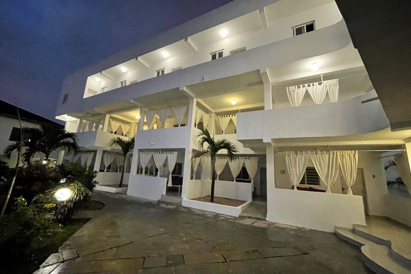 Facciata della struttura