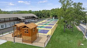 Sport court - Pool, Pickleball, Playground, Lakeview- Lakecation 118 (Kimberling City)