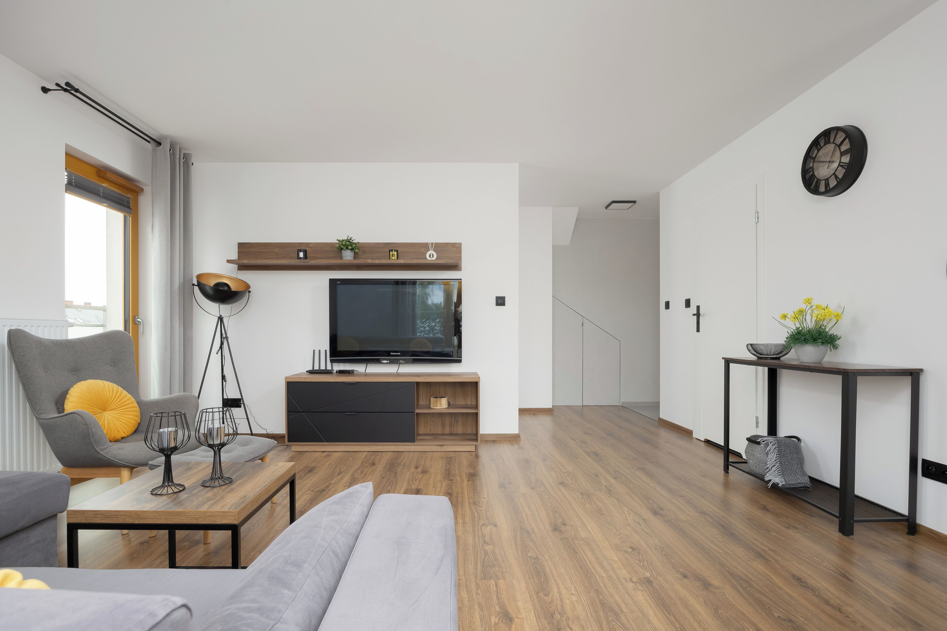 Apartment, 1 Bedroom, Balcony | Living room