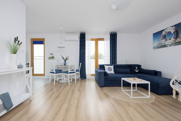 アパートメント 1 ベッドルーム キッチン | リビングルーム