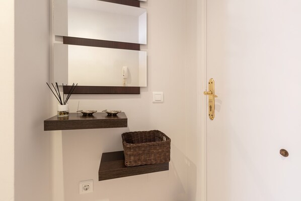 Apartment | 1 bedroom - De Ronda in Co n With 1 Bedrooms and 1 Bathrooms (Coin)