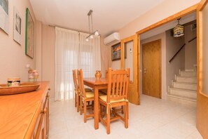 Apartment | 3 bedrooms - Rosamar in Chiclana de la Frontera (Chiclana de la Frontera)