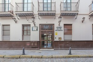 Apartment | 1 bedroom - Patio De La Cartuja 2 Pax (Seville)