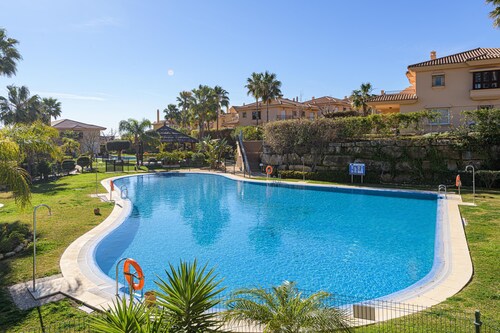 Villa Riviera in Urbanizaci n Riviera Sol