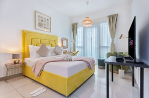 1 habitación, tabla de planchar con plancha, wifi y ropa de cama 