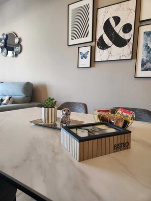 Interior - Bajo con Vistas a la Piscina en Valle del Este Golf (Vera)