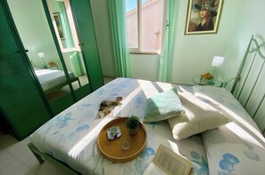 4 Schlafzimmer, Bügeleisen/Bügelbrett, kostenloses WLAN