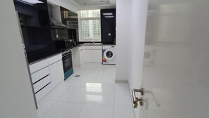 Apartment | 2 bedrooms - 1501- Expansive Apartment In Park Central (Dubai)