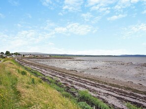 Beach - 3 bedroom accommodation in Inverness, near Nairn (Inverness, near Nairn)