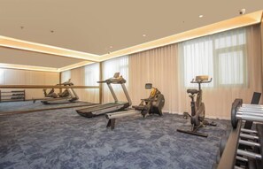 Gym - Crystal Orange (Shanghai Oriental Pearl Binjiang) (Shanghai)