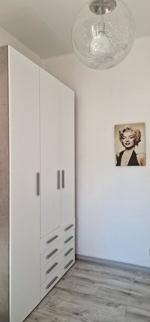 Interior - East Genoa apartment, modern and renovated (Genova)