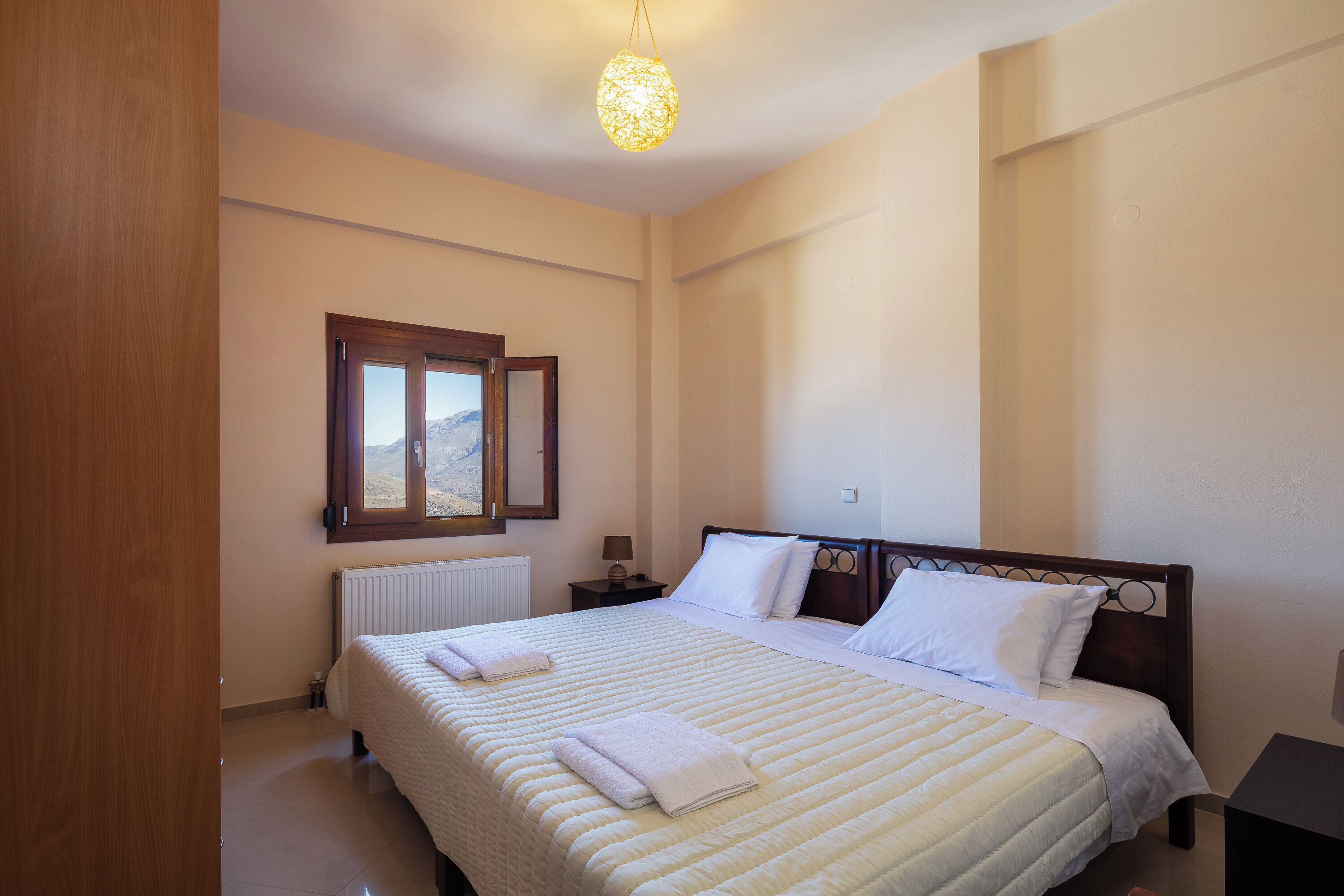 3 bedrooms, WiFi, bed sheets