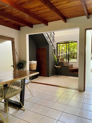 Interior - Cozy 4-bedroom house in the heart of Manuel Antonio (Quepos)