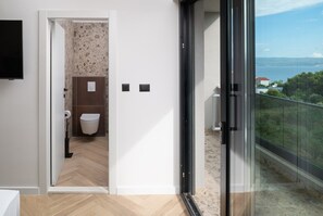 Hair dryer, towels