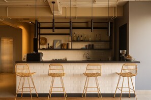 Poolside bar - Anaya Hotel Canggu (Canggu)