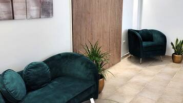 Svit - privat badrum | Vardagsrum