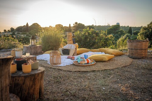 Nature Escape Farmhouse ancient country house. A place surrounded by nature.