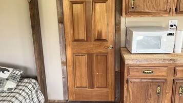 1 quarto, Wi-Fi de cortesia, roupa de cama