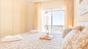 Apartemen, akses difabel | 2 kamar tidur dan internet