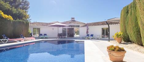 Vila | 4 quartos, acesso à internet de alta velocidade