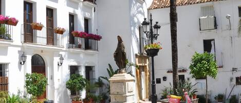 3 bedrooms, Internet