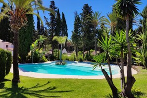 4 bedrooms, Internet - Pool Villa Jazmin in Marbella (Estepona)