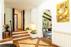 4 bedrooms, Internet - Pool Villa Jazmin in Marbella (Estepona)