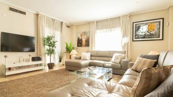 Vila | 6 quartos, acesso à internet de alta velocidade