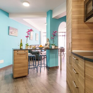 Apartamento | 2 dormitorios y Internet