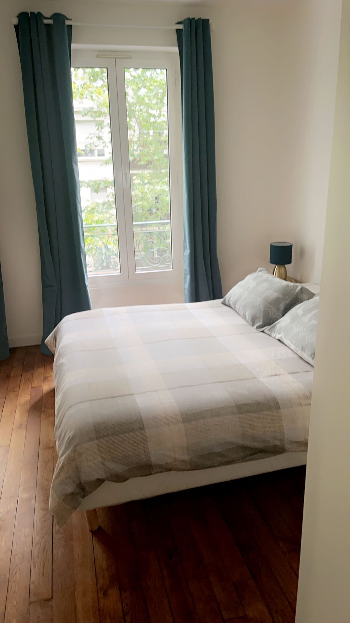 1 chambre, fer et planche à repasser, Wi-Fi, draps fournis