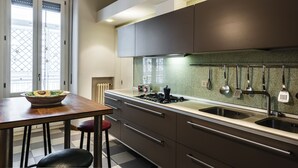 Apartment | Private kitchen - Agata Apartment with Balcony by Wonderful Italy (Catania)