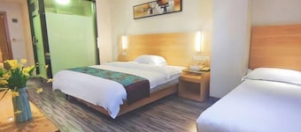 Huajing Hotel(Yulin Miaoyuan)