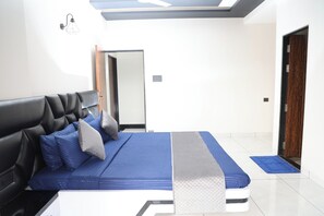 5 Schlafzimmer, WLAN, Bettwäsche