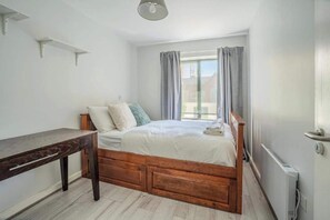 2 Schlafzimmer, Internetzugang, Bettwäsche