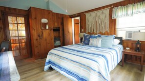 3 chambres, fer et planche à repasser, lit parapluie, Wi-Fi gratuit