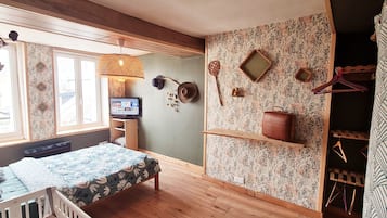 1 chambre, fer et planche à repasser, Wi-Fi gratuit, draps fournis