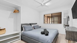 2 bedrooms, iron/ironing board, free WiFi, bed sheets - 2 Cute by Experience Jervis Bay (Huskisson)