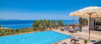 Villa Kalomiras by Villa Plus