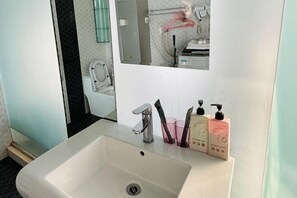 Room - Xinyi Apartment (Harbin)