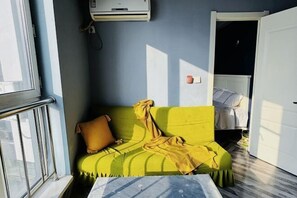 Room - Xinyi Apartment (Harbin)