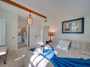 3 habitaciones, tabla de planchar con plancha, cuna de viaje y wifi 