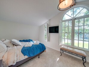 3 bedrooms, iron/ironing board, travel crib, WiFi