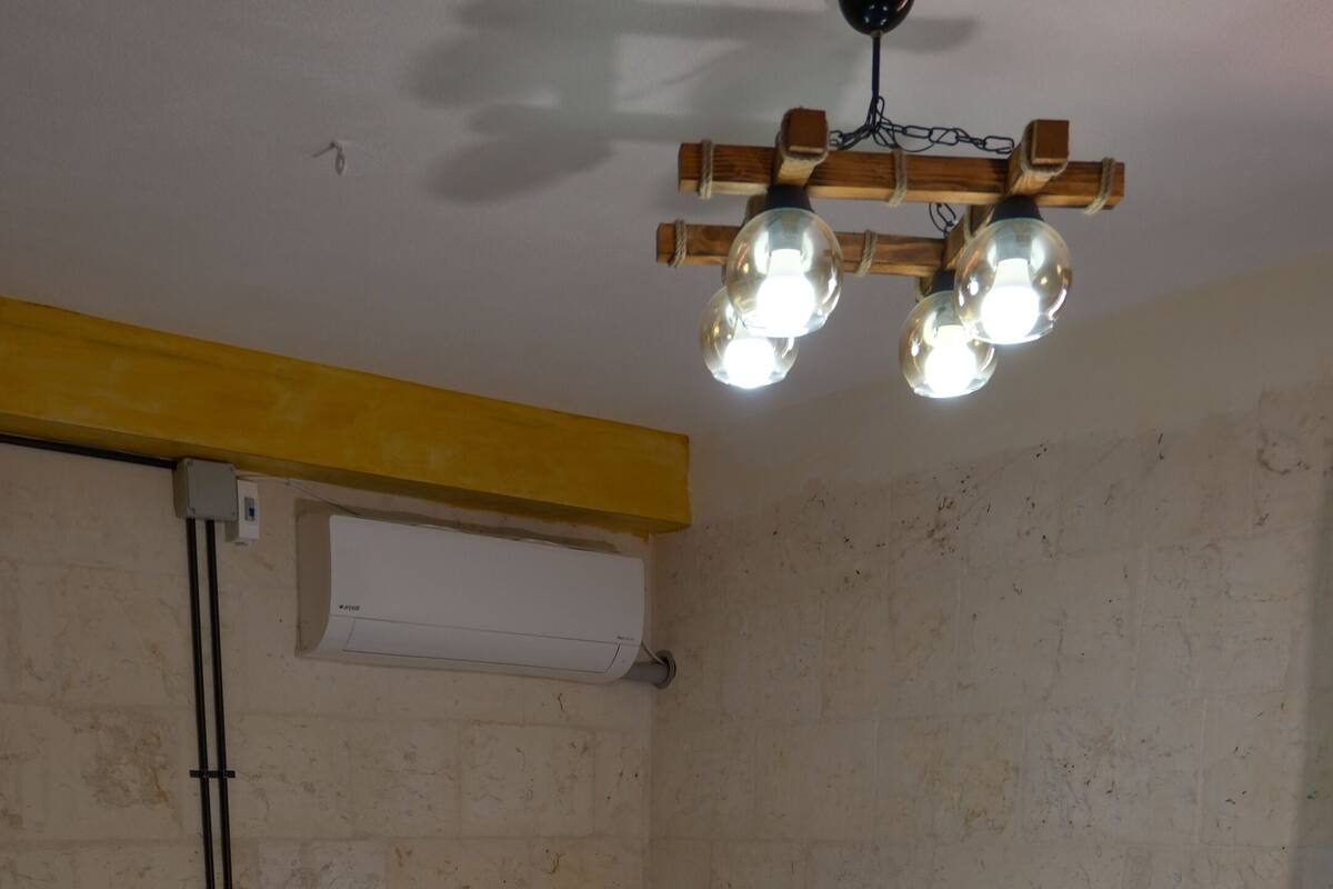 Classic Double Room | Minibar, iron/ironing board, free WiFi